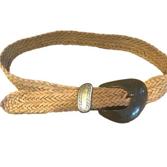 Vintage Woven Woman’s Leather Belt Large Etched Brass Buckle OS main image 7
